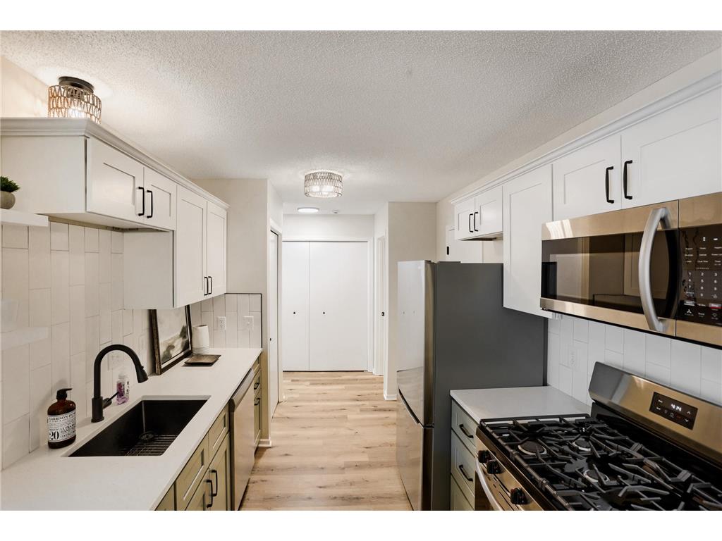 945 106th Lane NW #69 Coon Rapids MN 55433 7101642 image5
