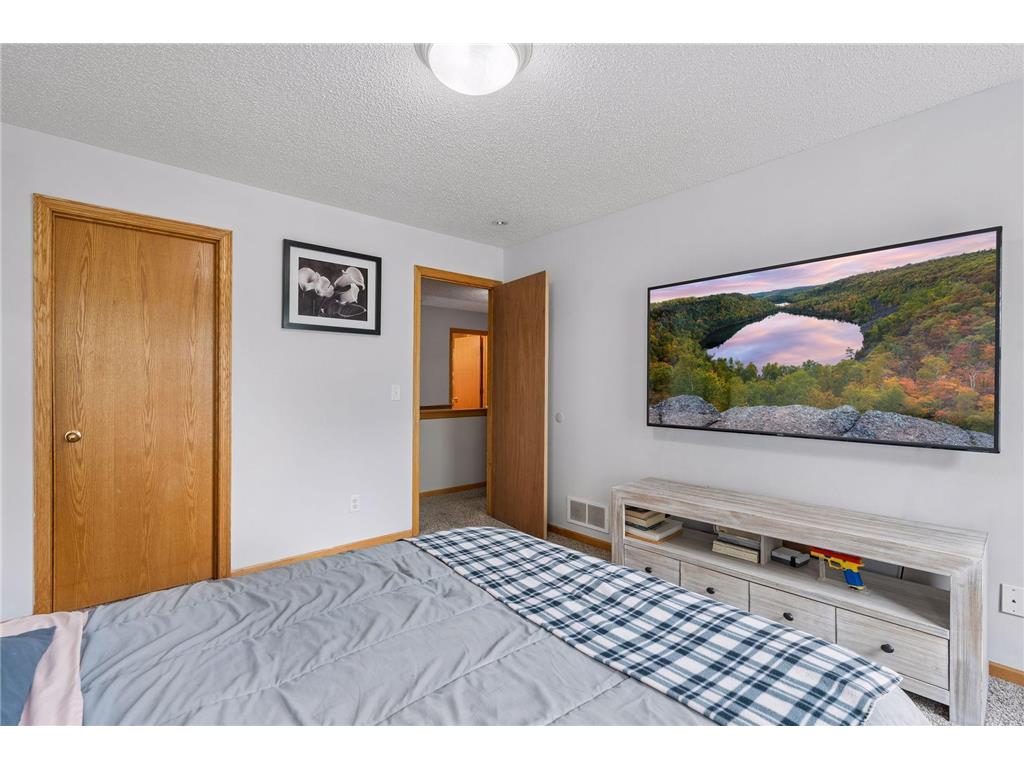 945 Golden Way NW Isanti MN 55040 7092166 image12