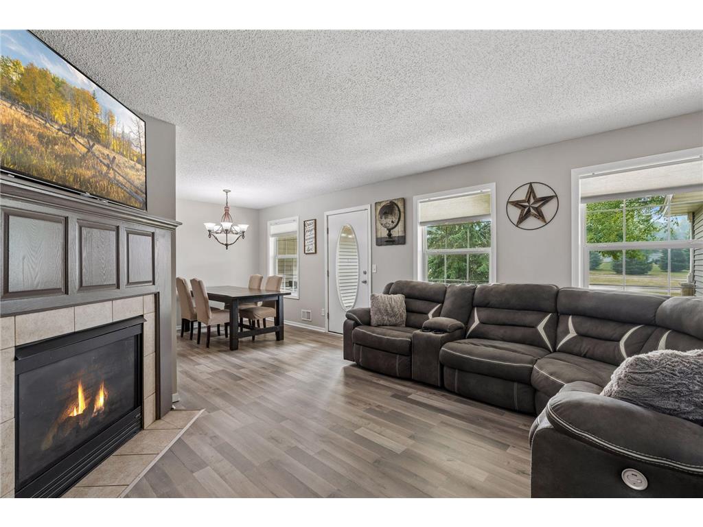 945 Golden Way NW Isanti MN 55040 7092166 image3