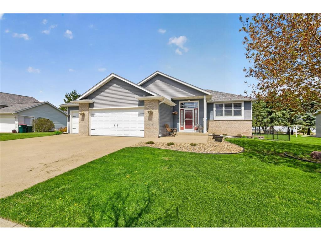 945 Golfers Court SE Rochester MN 55904 7051243 image2