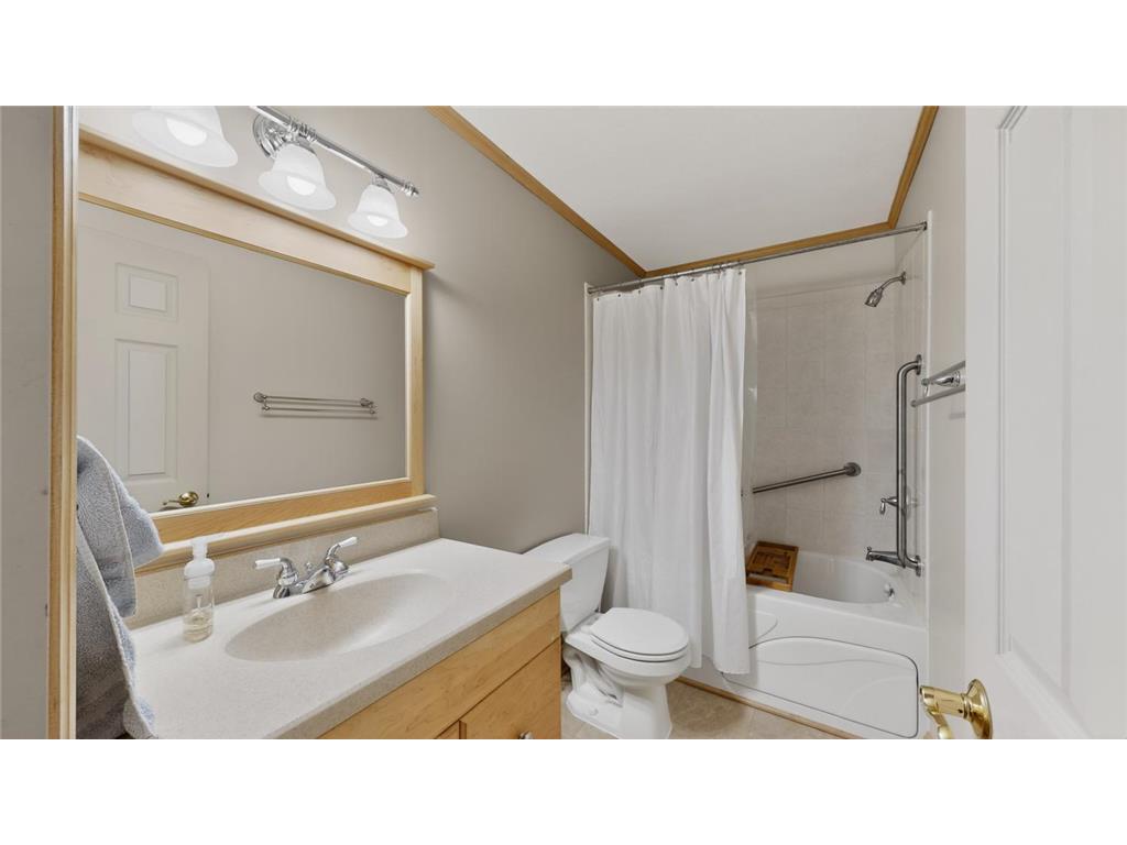 945 Golfers Court SE Rochester MN 55904 7051243 image36