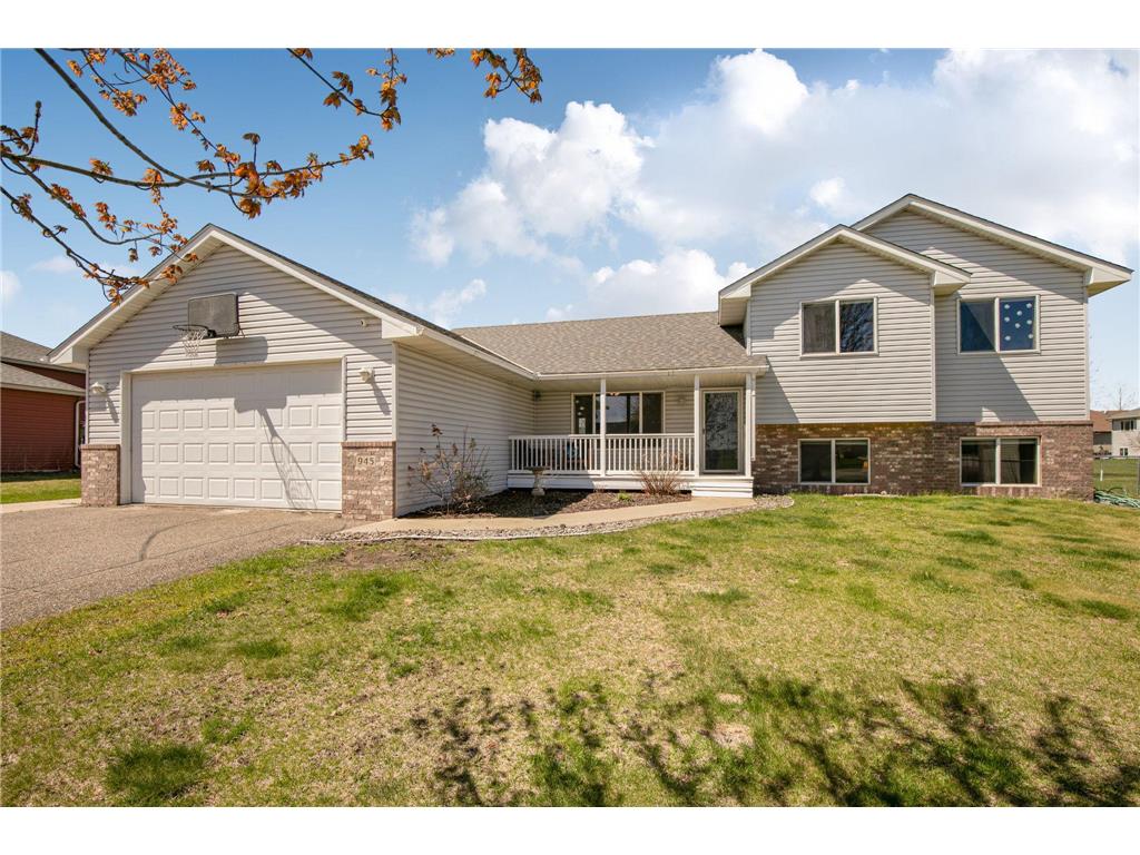 945 Kelsey Avenue Clearwater MN 55320 7062864 image1