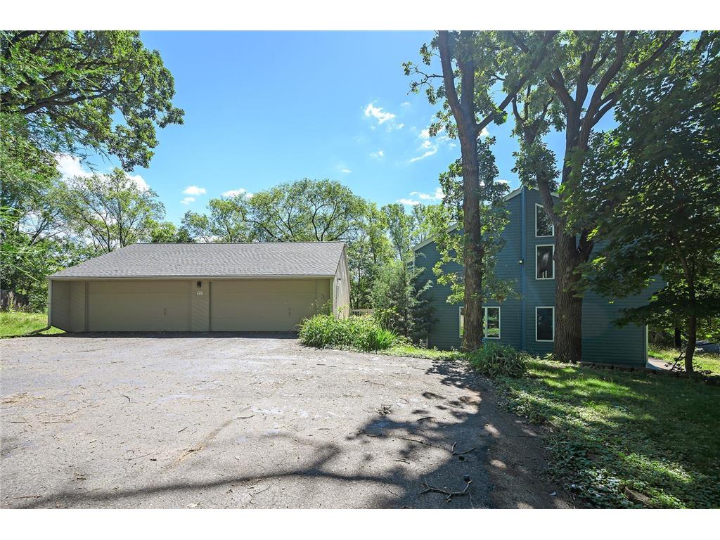 945 Mcknight Road S, Saint Paul, MN, 55119 | MLS: 6559855 | Edina Realty