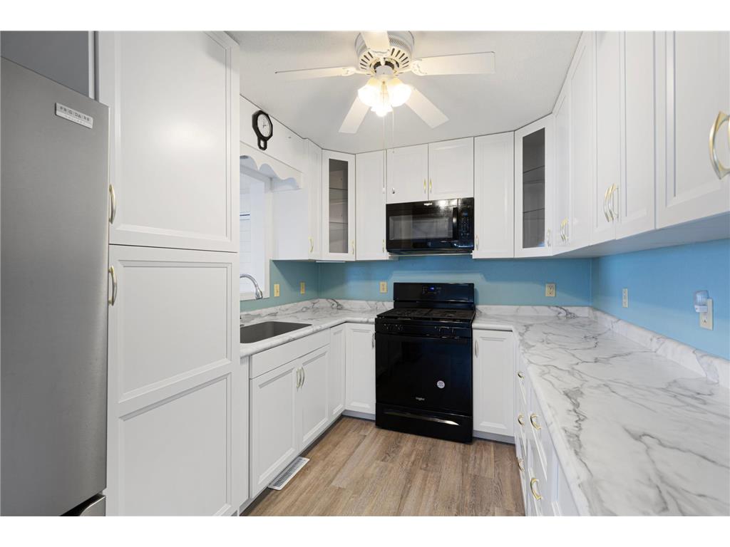 945 Reed Street N Waterville MN 56096 - Tetonka 7034029 image25