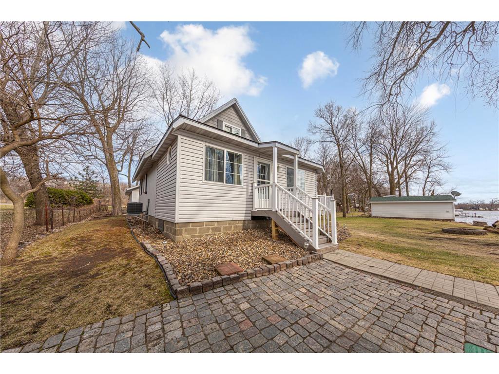 945 Reed Street N Waterville MN 56096 - Tetonka 7034029 image3