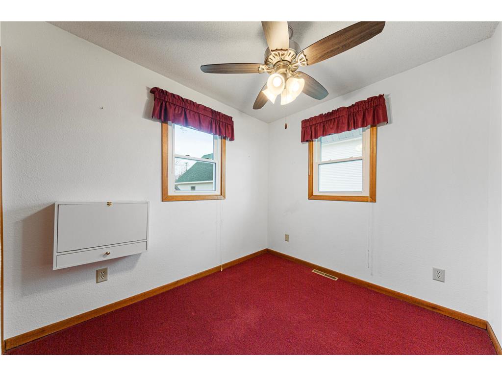 945 Reed Street N Waterville MN 56096 - Tetonka 7034029 image31