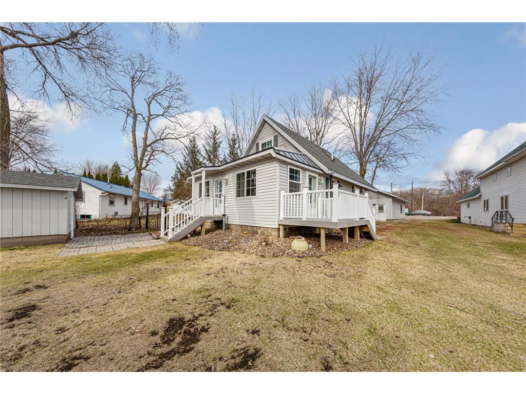 945 Reed Street N Waterville MN 56096 - Tetonka 7034029 image4