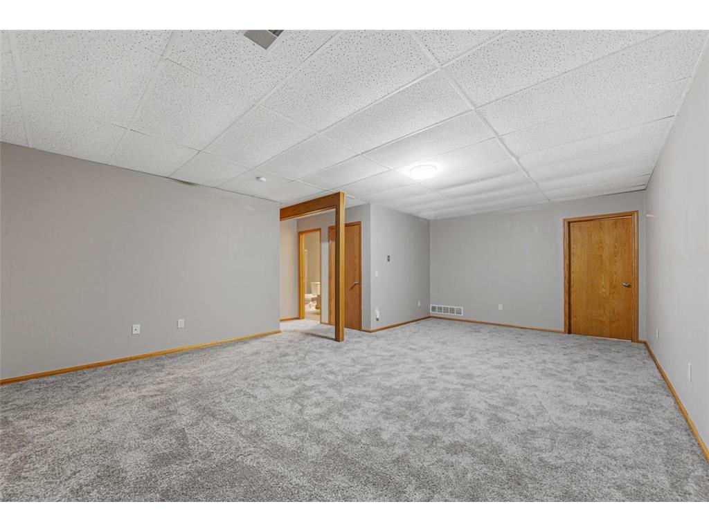945 Rice Street Faribault MN 55021 7033162 image32