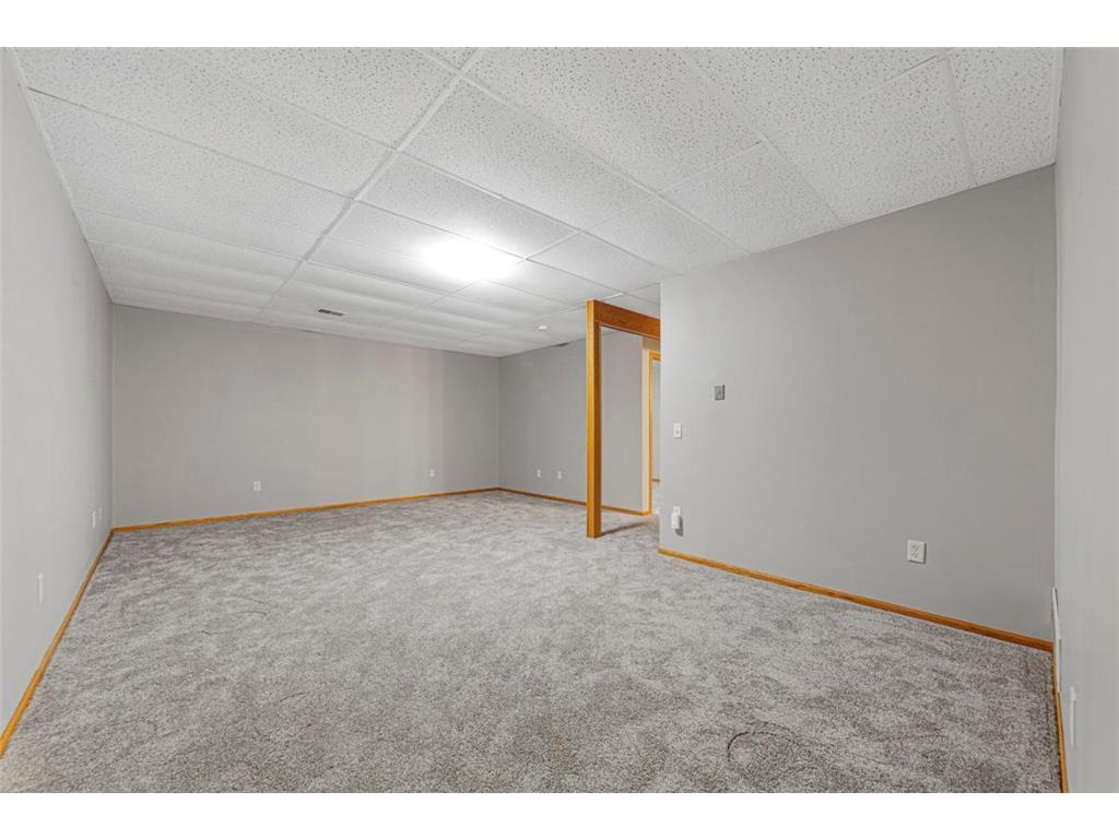945 Rice Street Faribault MN 55021 7033162 image33