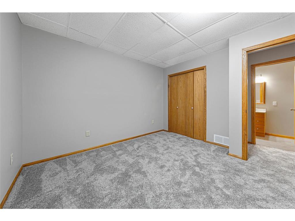 945 Rice Street Faribault MN 55021 7033162 image35