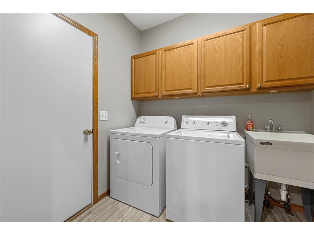945 Rice Street Faribault MN 55021 7033162 image37