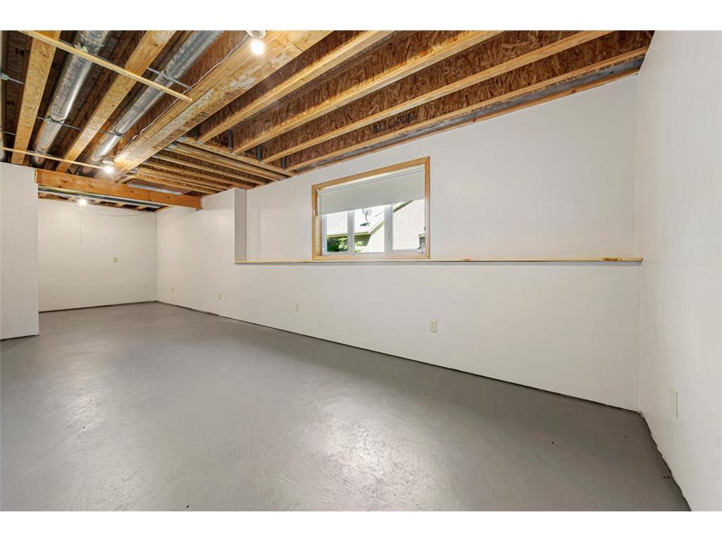 945 Rice Street Faribault MN 55021 7033162 image40