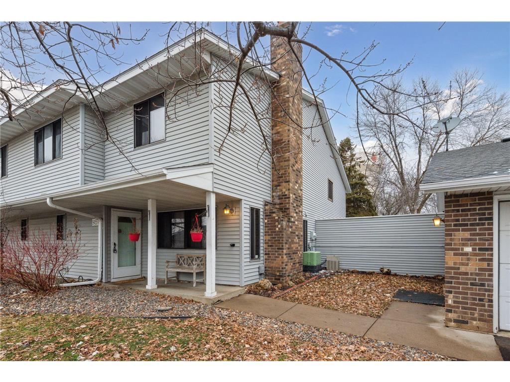 9455 Ranchview Lane N Maple Grove MN 55369 6481256 image1