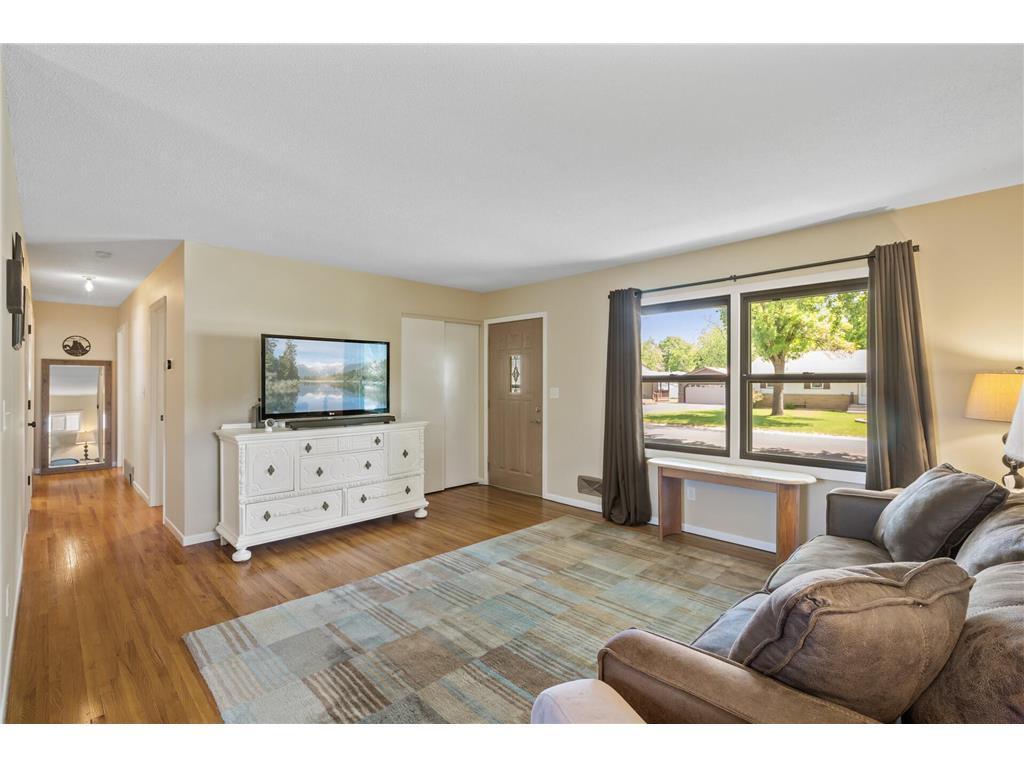 9457 Saratoga Lane N Maple Grove MN 55369 6812587 image4