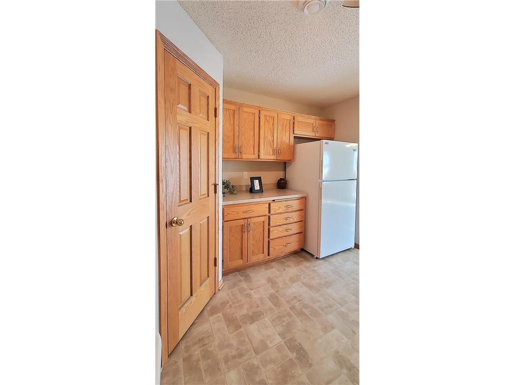 946 Golden Way NW, Isanti, MN, 55040 MLS 6477406 Edina Realty