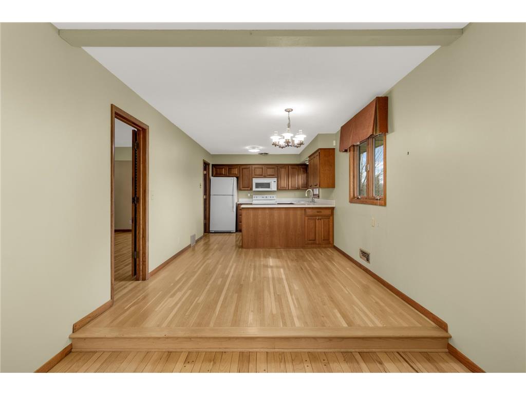 946 Redwood Drive Apple Valley MN 55124 7036673 image10