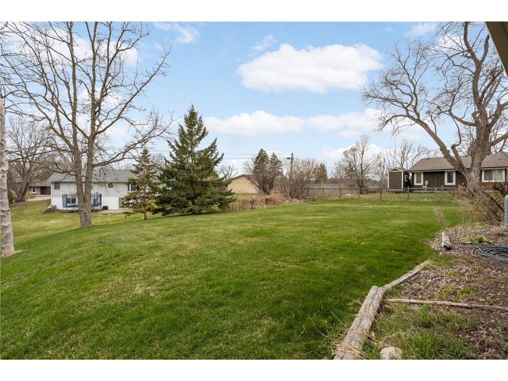 946 Redwood Drive Apple Valley MN 55124 7036673 image24
