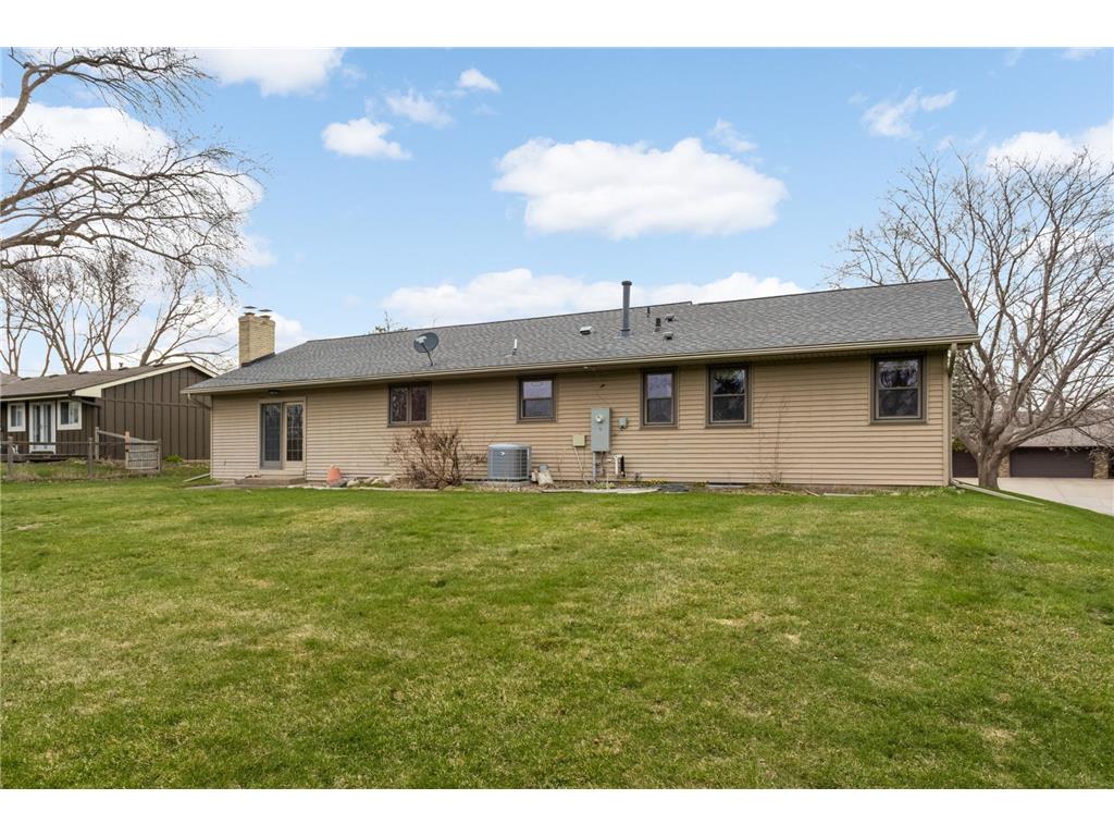 946 Redwood Drive Apple Valley MN 55124 7036673 image26