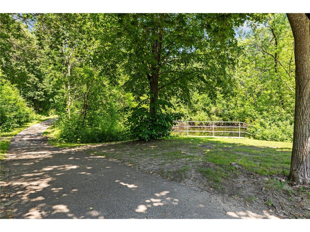 946 Redwood Drive Apple Valley MN 55124 7036673 image27