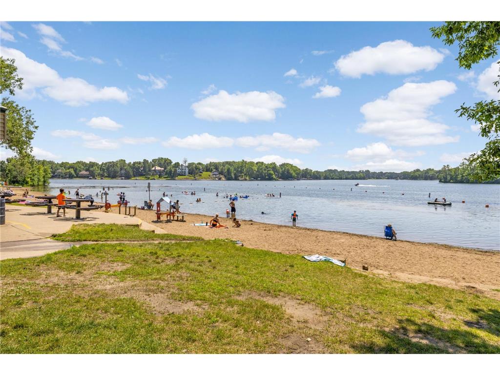 946 Redwood Drive Apple Valley MN 55124 7036673 image32