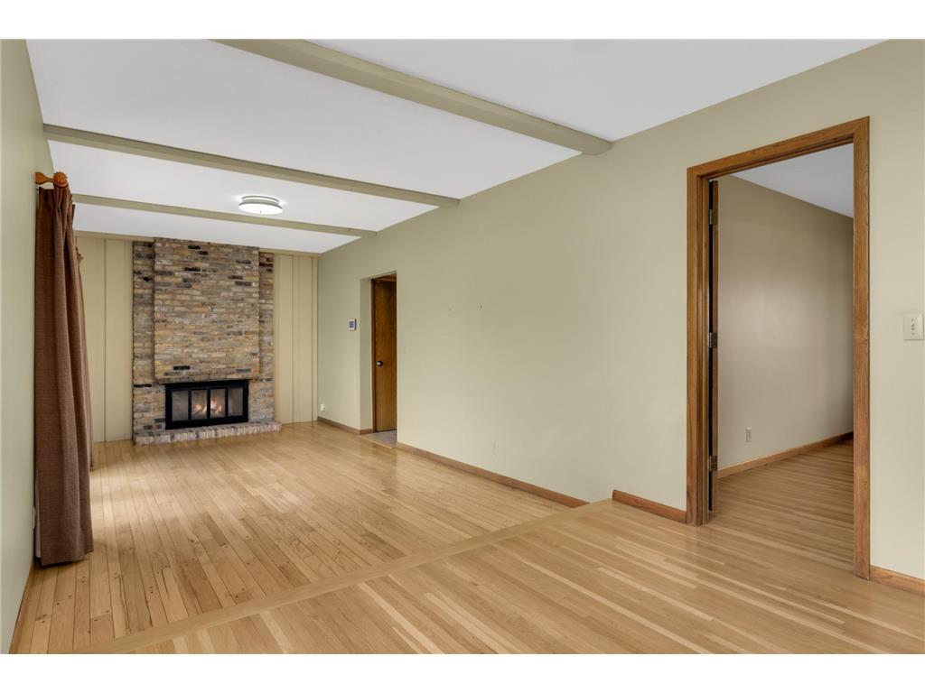 946 Redwood Drive Apple Valley MN 55124 7036673 image6