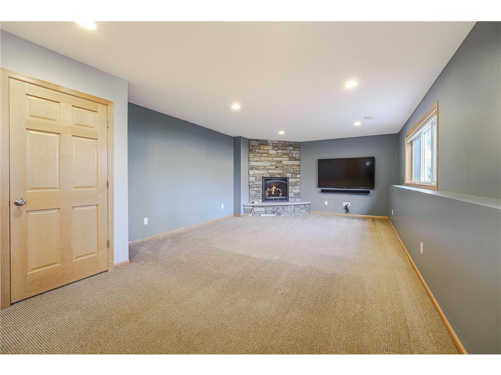 9460 138th Street W Savage MN 55378 7027418 image40