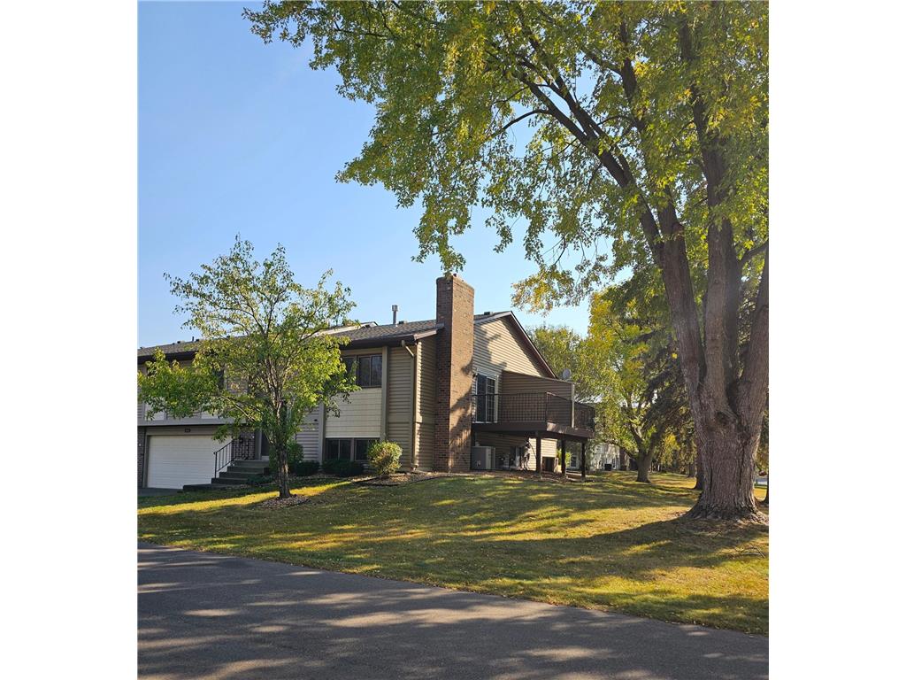 9466 Kingsview Lane N Maple Grove MN 55369 6616026 image1