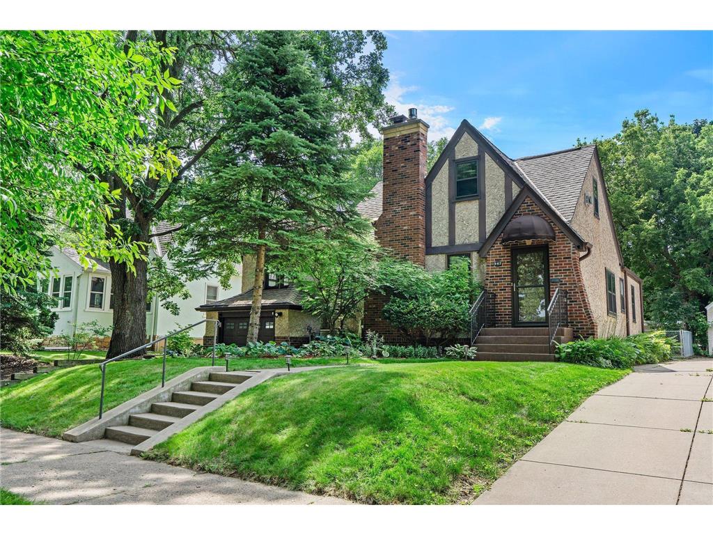 947 Stryker Avenue West Saint Paul MN 55118 6739961 image1