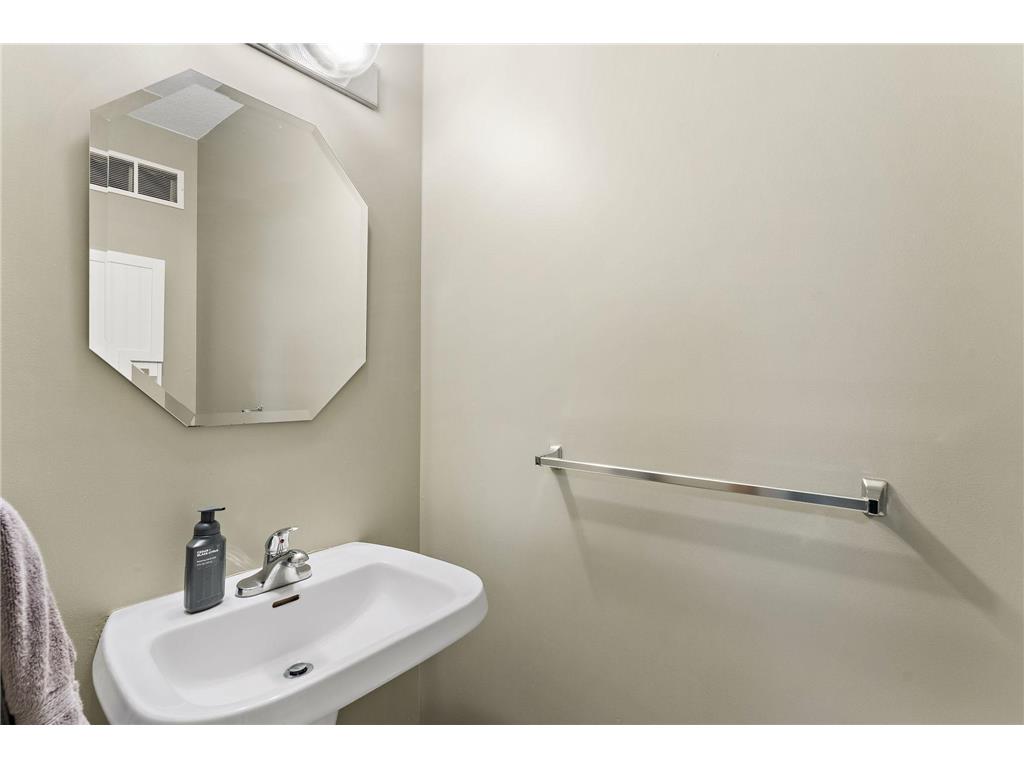 9473 Jewel Lane N Maple Grove MN 55311 7054229 image12