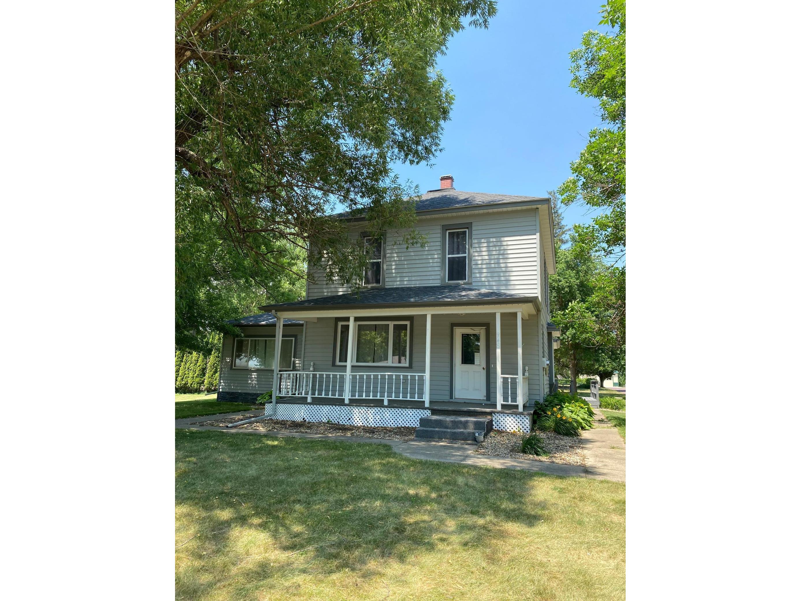 948 6th Street, Windom, MN, 56101 MLS 6010299 Edina Realty