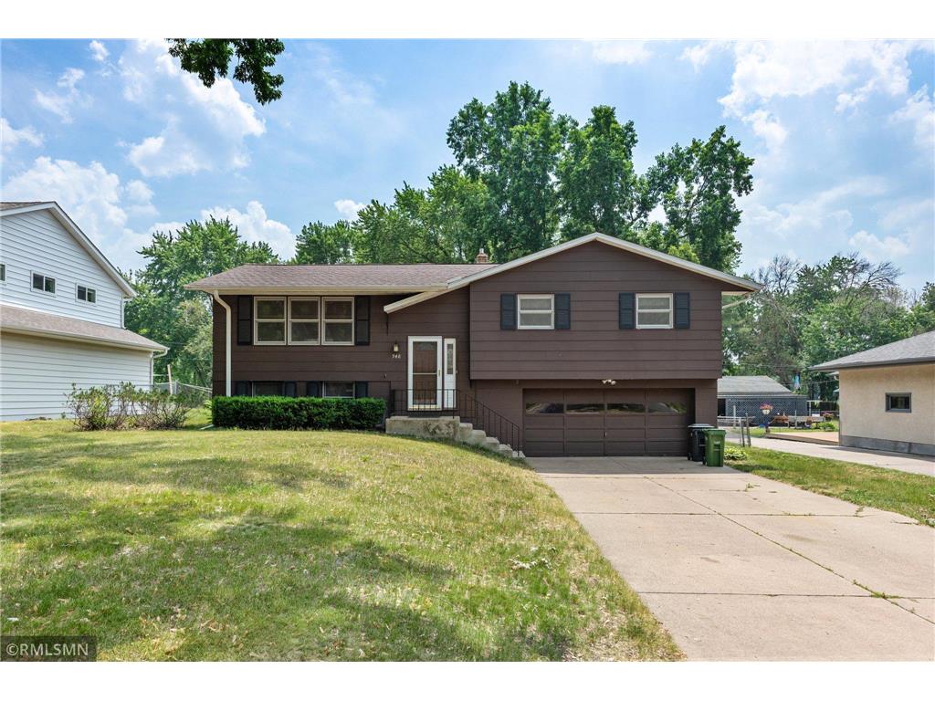 948 Island Lake Avenue Shoreview MN 55126 6390774 image1