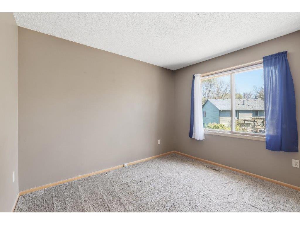 9480 71st Bay S Cottage Grove MN 55016 7070101 image18