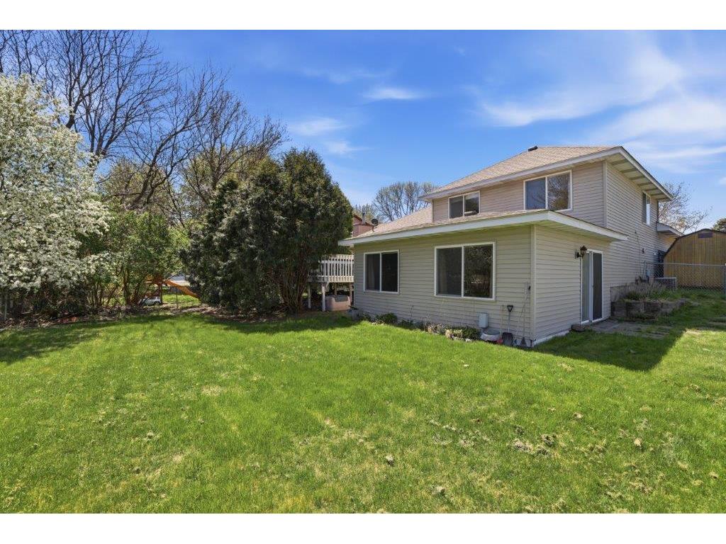 9480 71st Bay S Cottage Grove MN 55016 7070101 image2