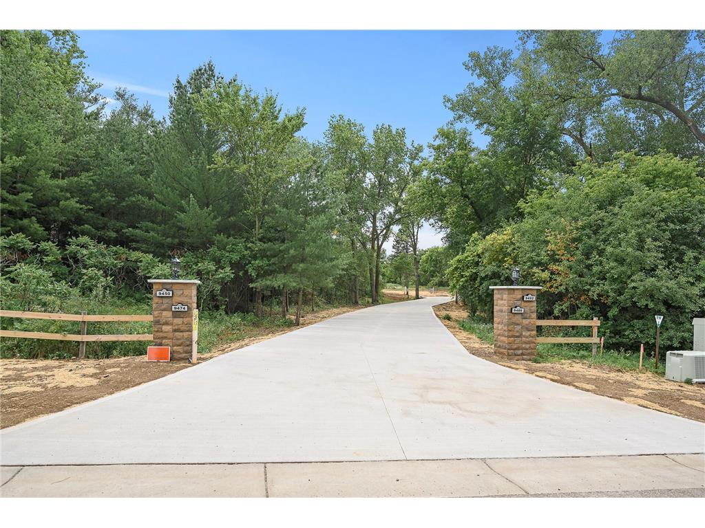 9486 S Robert Trail Inver Grove Heights MN 55077 6402447 image1