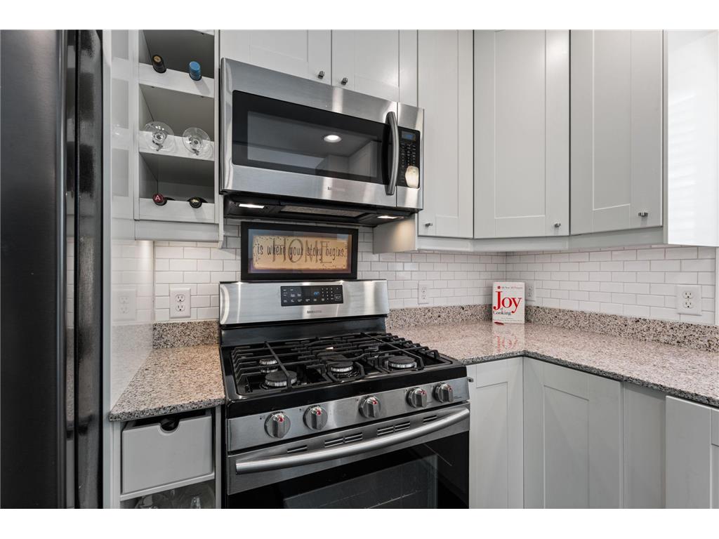 9486 Van Buren Street NE Blaine MN 55434 7099434 image31
