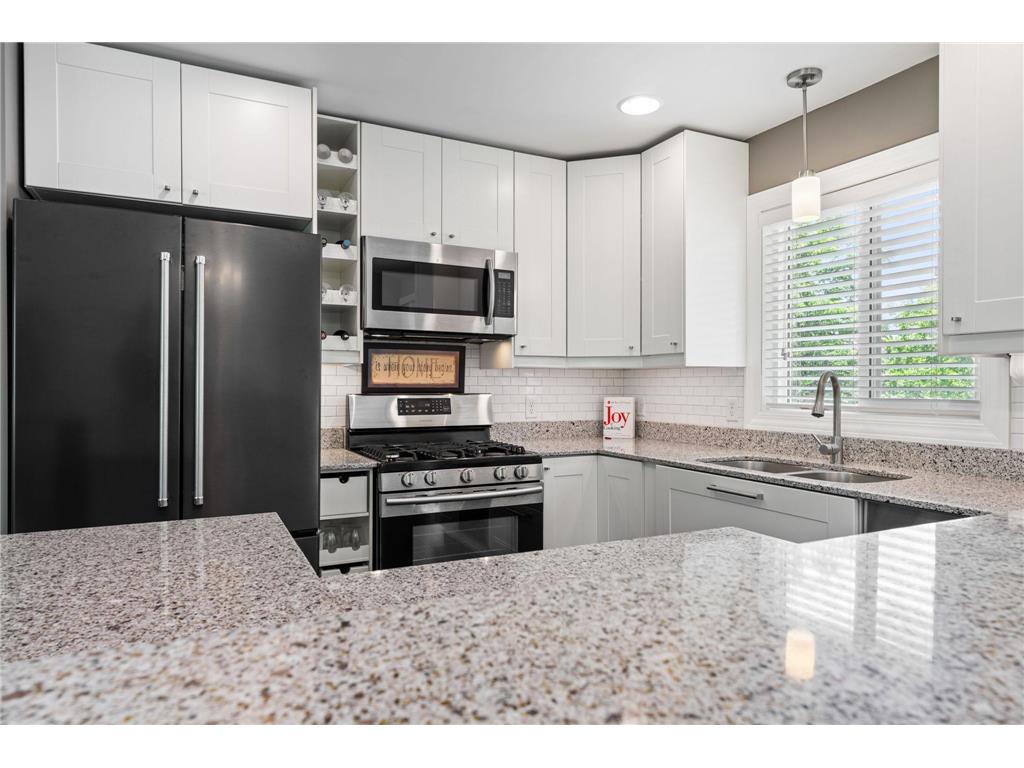 9486 Van Buren Street NE Blaine MN 55434 7099434 image32