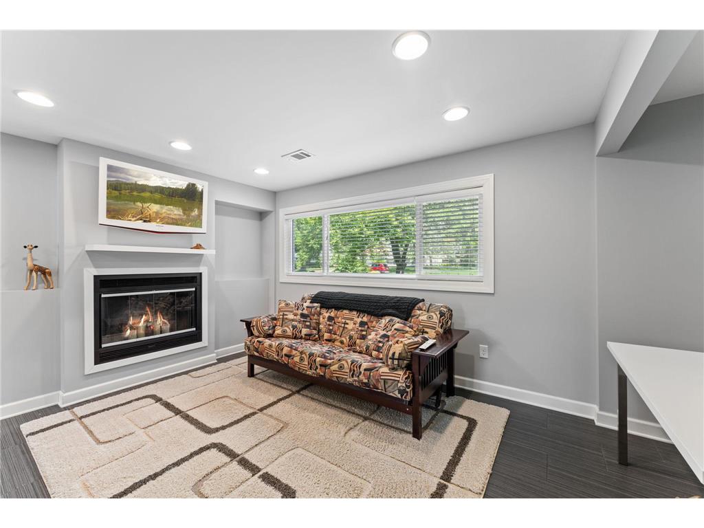 9486 Van Buren Street NE Blaine MN 55434 7099434 image43