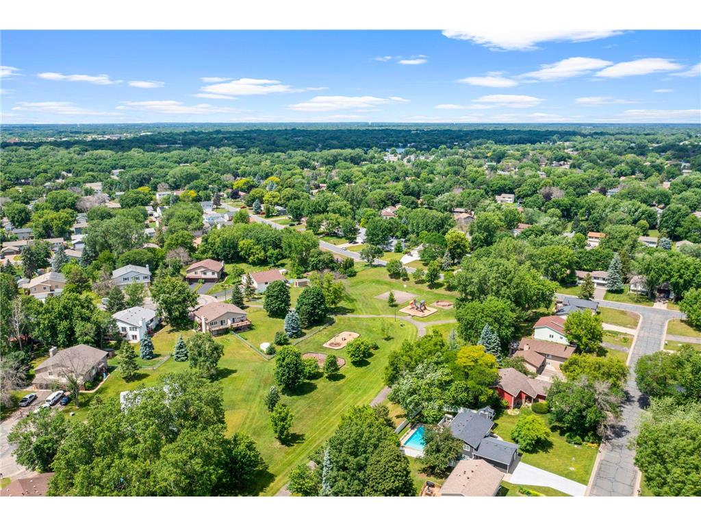 9486 Van Buren Street NE Blaine MN 55434 7099434 image82