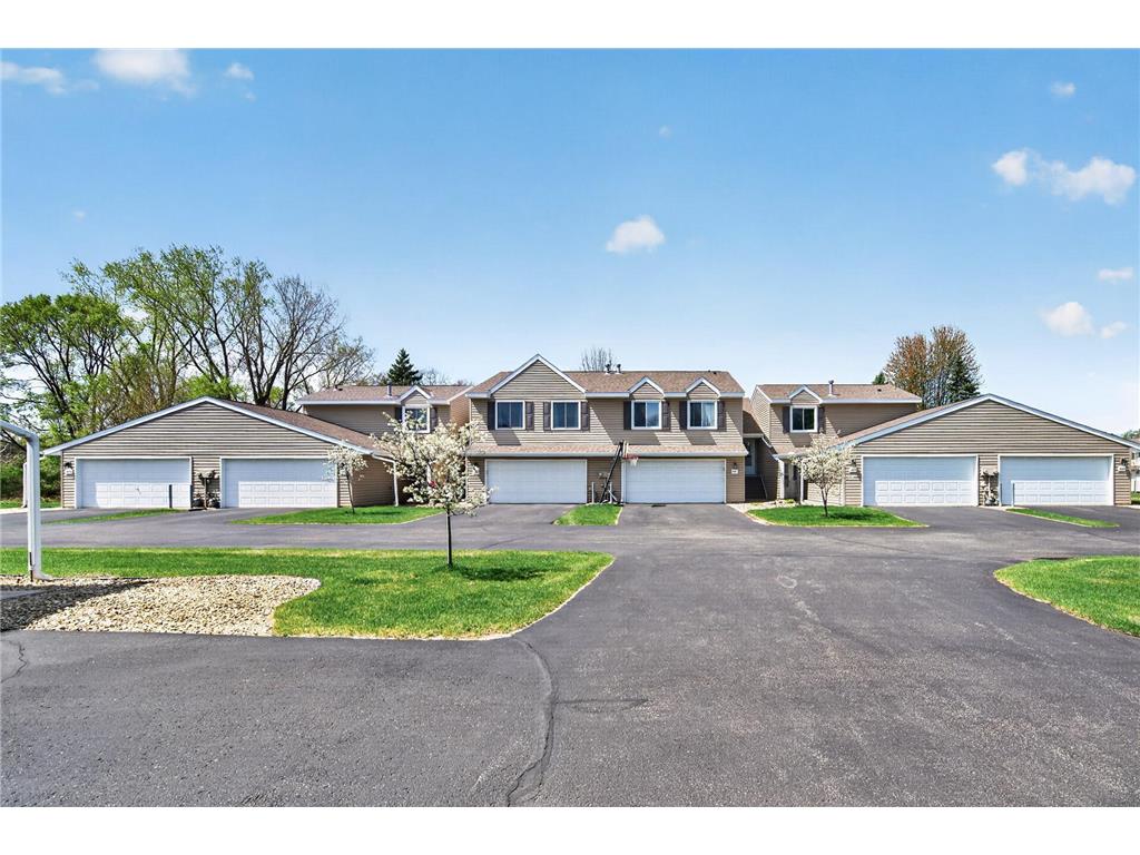 9487 Monroe Street NE Blaine MN 55434 6787355 image2