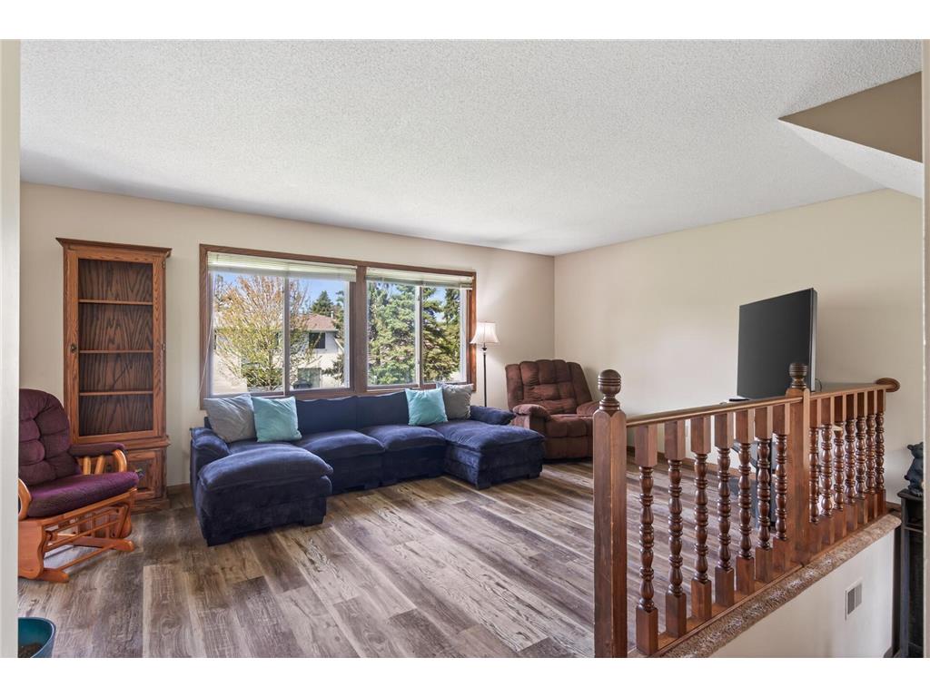 9487 Monroe Street NE Blaine MN 55434 6787355 image3