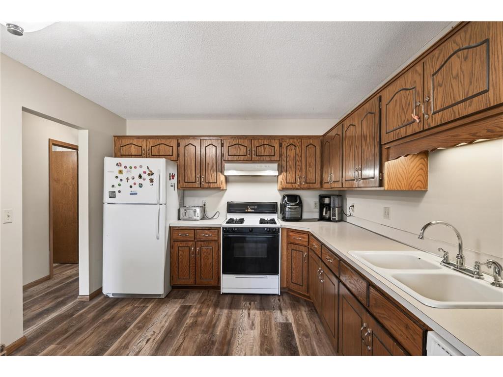 9487 Monroe Street NE Blaine MN 55434 6787355 image5