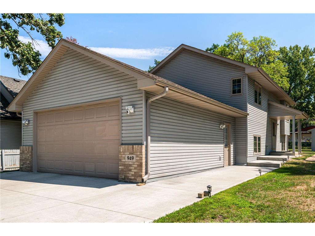 949 7th Street SE Forest Lake MN 55025 6455805 image1