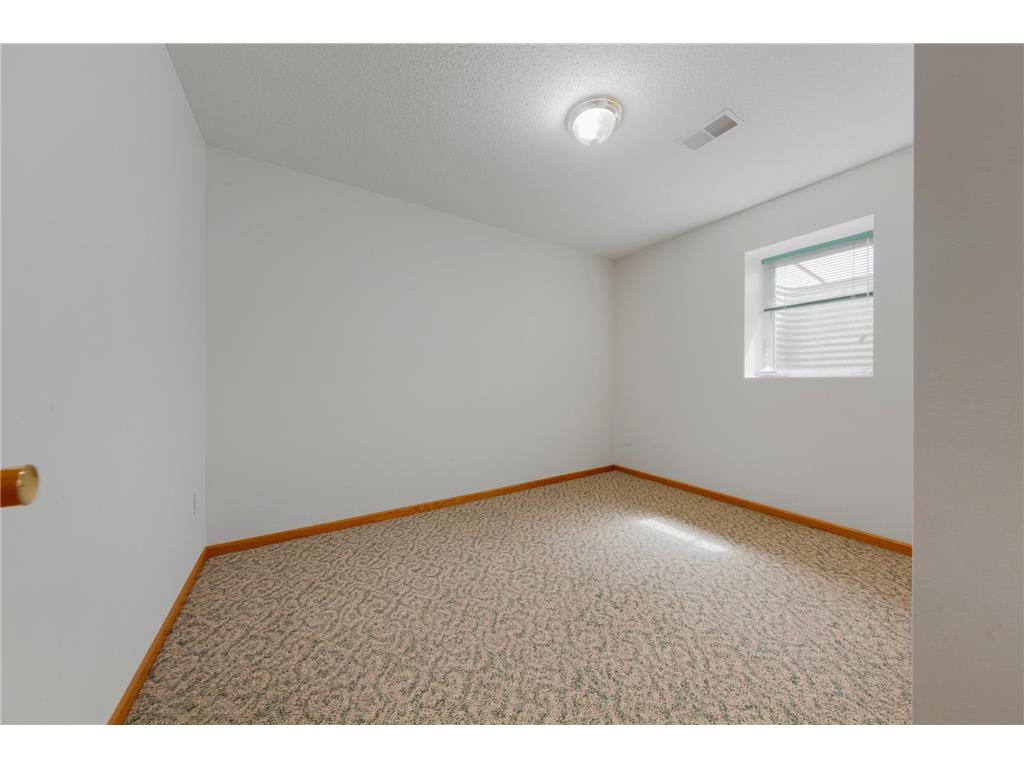 949 Rice Street Faribault MN 55021 7060519 image36