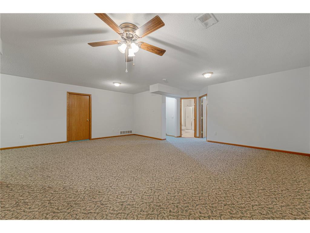 949 Rice Street Faribault MN 55021 7060519 image37