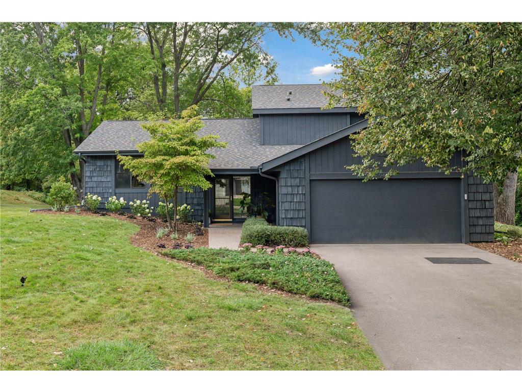 9490 Leaftop Circle Eden Prairie MN 55347 6611314 image1