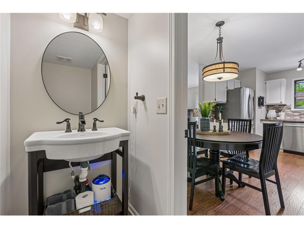95 126th Avenue NW Coon Rapids MN 55448 7072442 image18