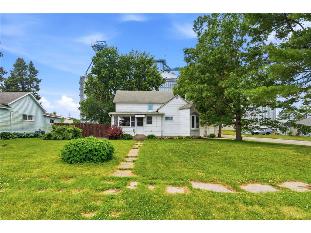 95 1st Avenue NE Elgin MN 55932 7083456 image1