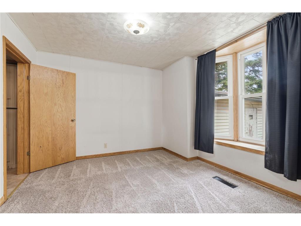 95 1st Avenue NE Elgin MN 55932 7083456 image23