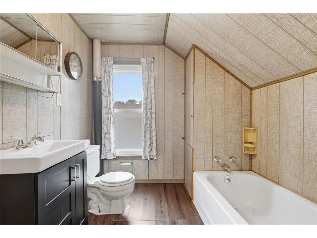 95 1st Avenue NE Elgin MN 55932 7083456 image25