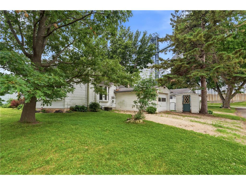 95 1st Avenue NE Elgin MN 55932 7083456 image5